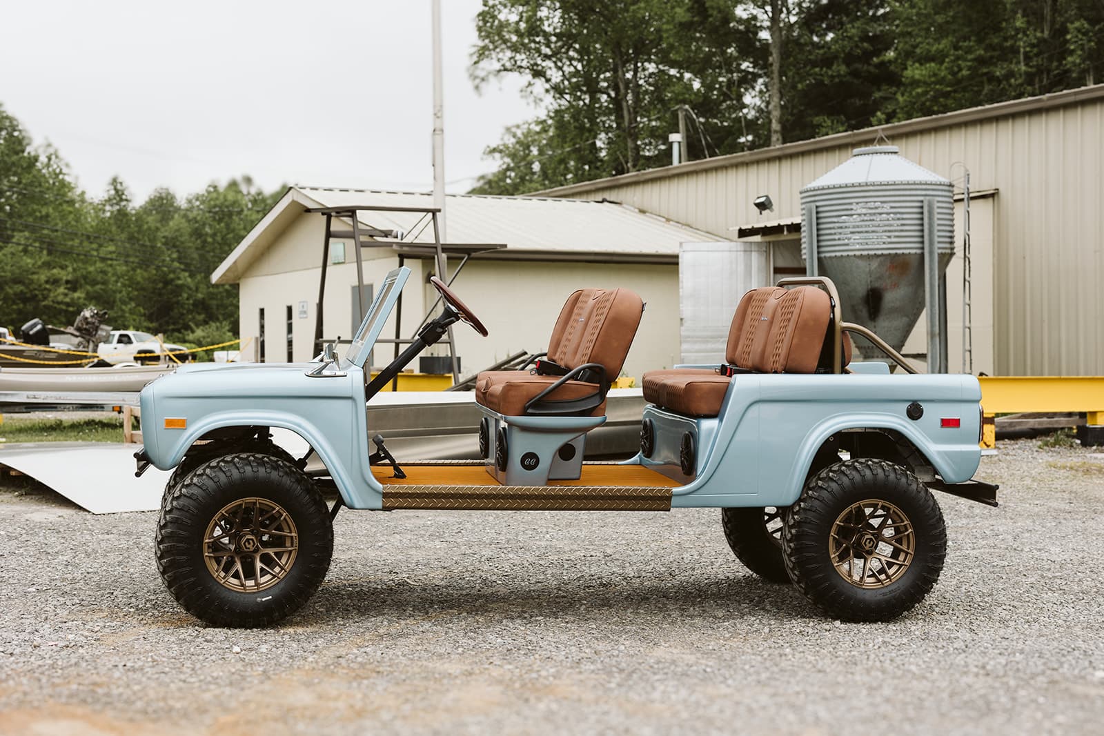 Retro Ride 6-Passenger — Brittany Blue with bronze wheels and brown leather